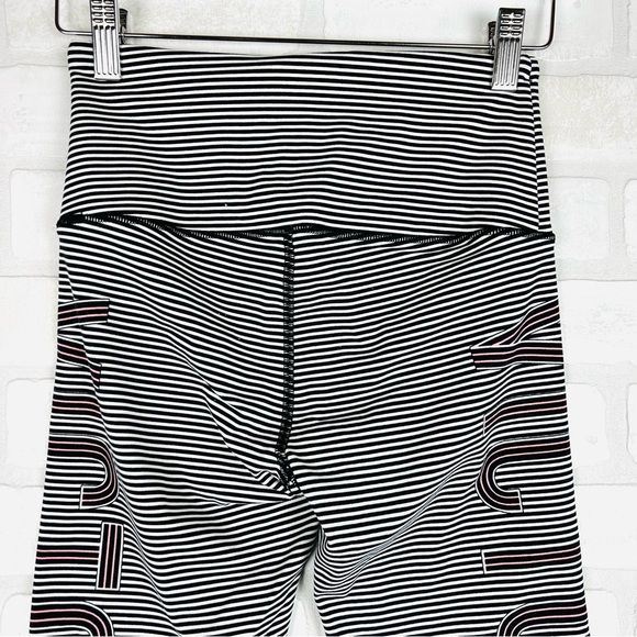 VICTORIA'S SECRET VICTORIA SPORT‎ KNOCKOUT TIGHT SIZE XS LEGGINGS EUC - Picture 8 of 10